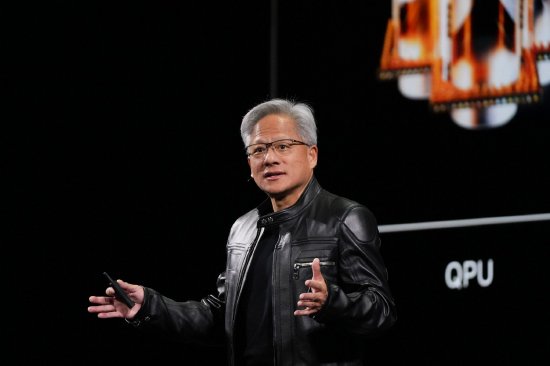 英伟达CEO黄仁勋：(❔)预计欧洲AI算力将在未来两年增长10倍